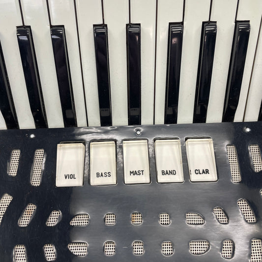 Pre-Owned Zero Sette Accordion