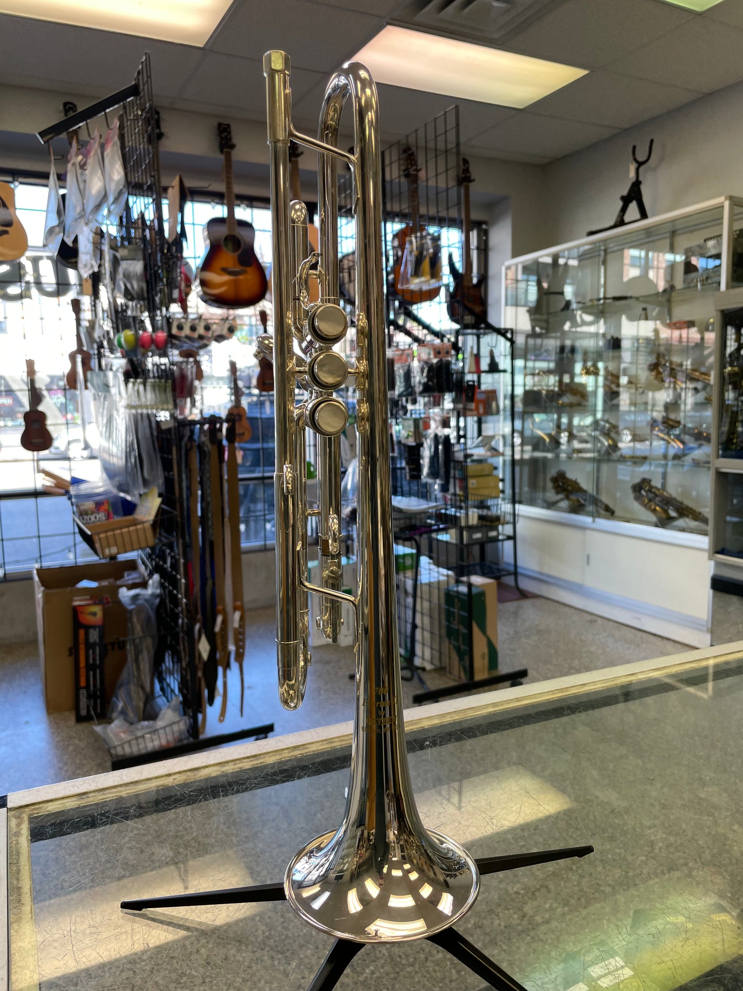 Pre-Owned Getzen 700 Eterna II Bb Trumpet