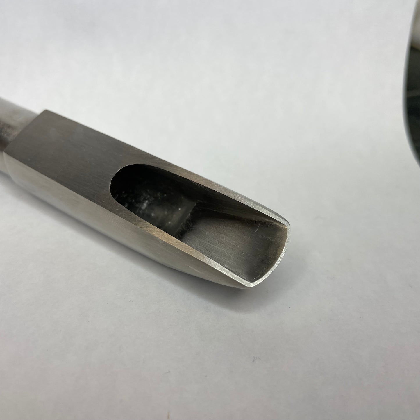 Pre-Owned Berg Larsen Scoop Bill 85/2M *Refaced*