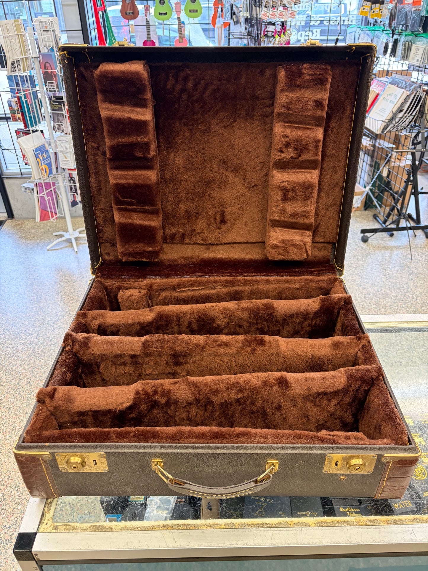Pre-Owned Bach Quad Trumpet Case