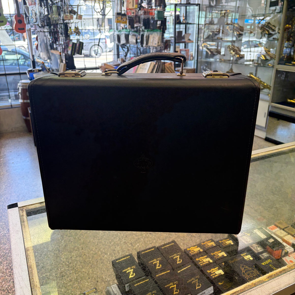 Pre-Owned Buffet Double Clarinet Case