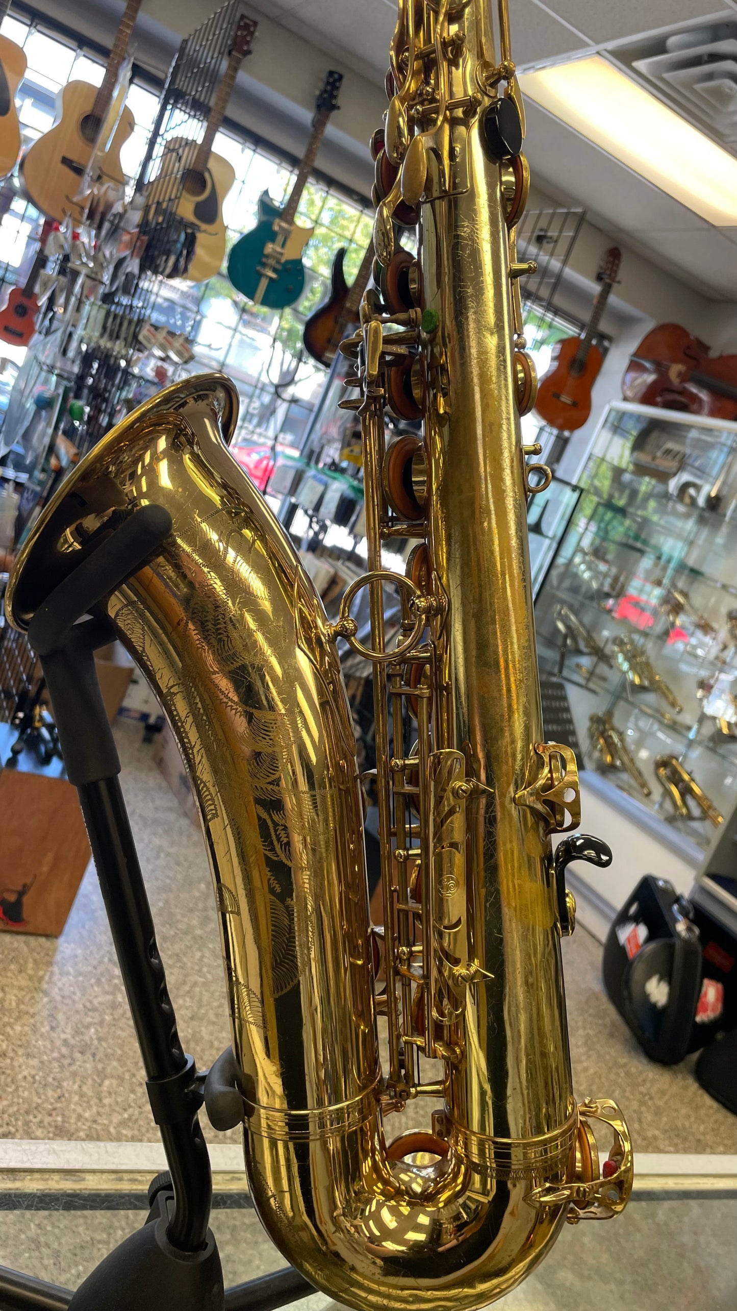Pre-Owned Selmer Mark VI Tenor Saxophone - 1970