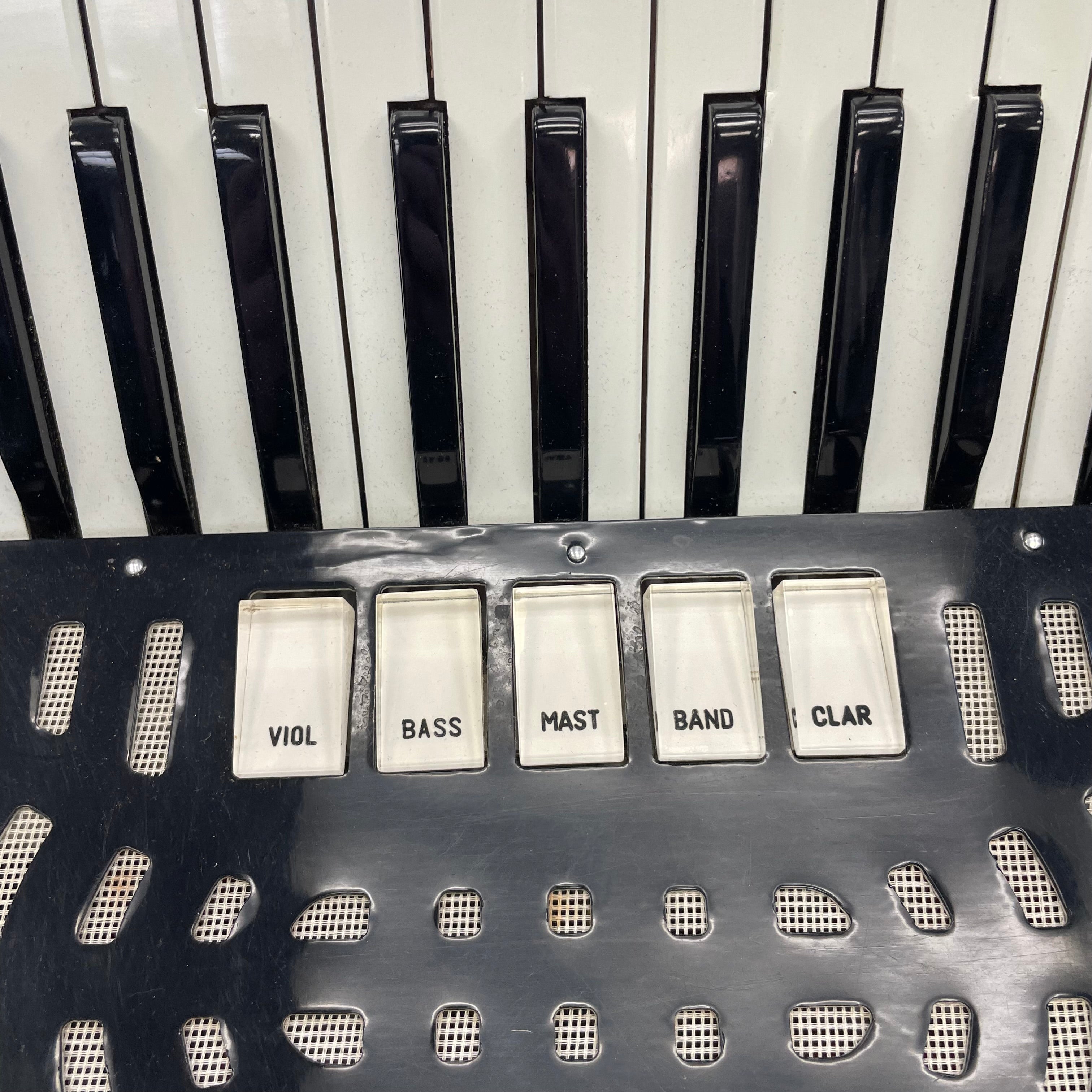 Pre-Owned Zero Sette Accordion – Massullo Music