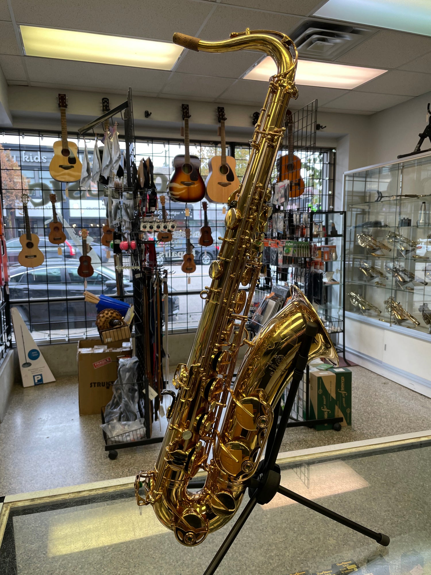 Pre-Owned Tenor Saxophones