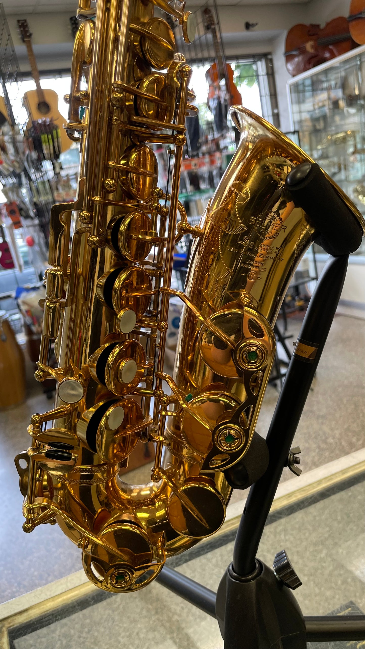 Pre-Owned Selmer Mark VI Alto Saxophone - 1963