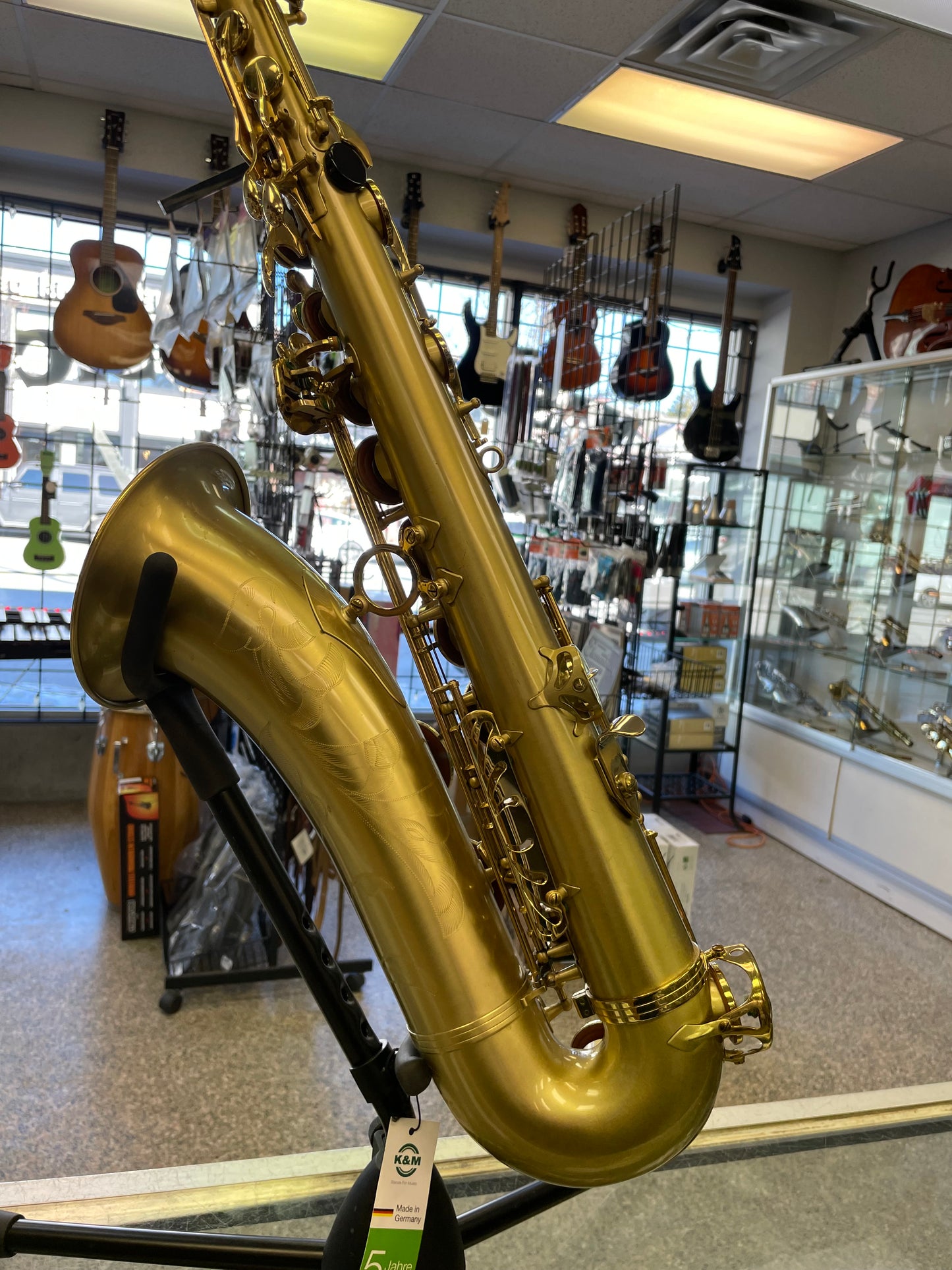 Pre-Owned Selmer Series III Tenor Saxophone