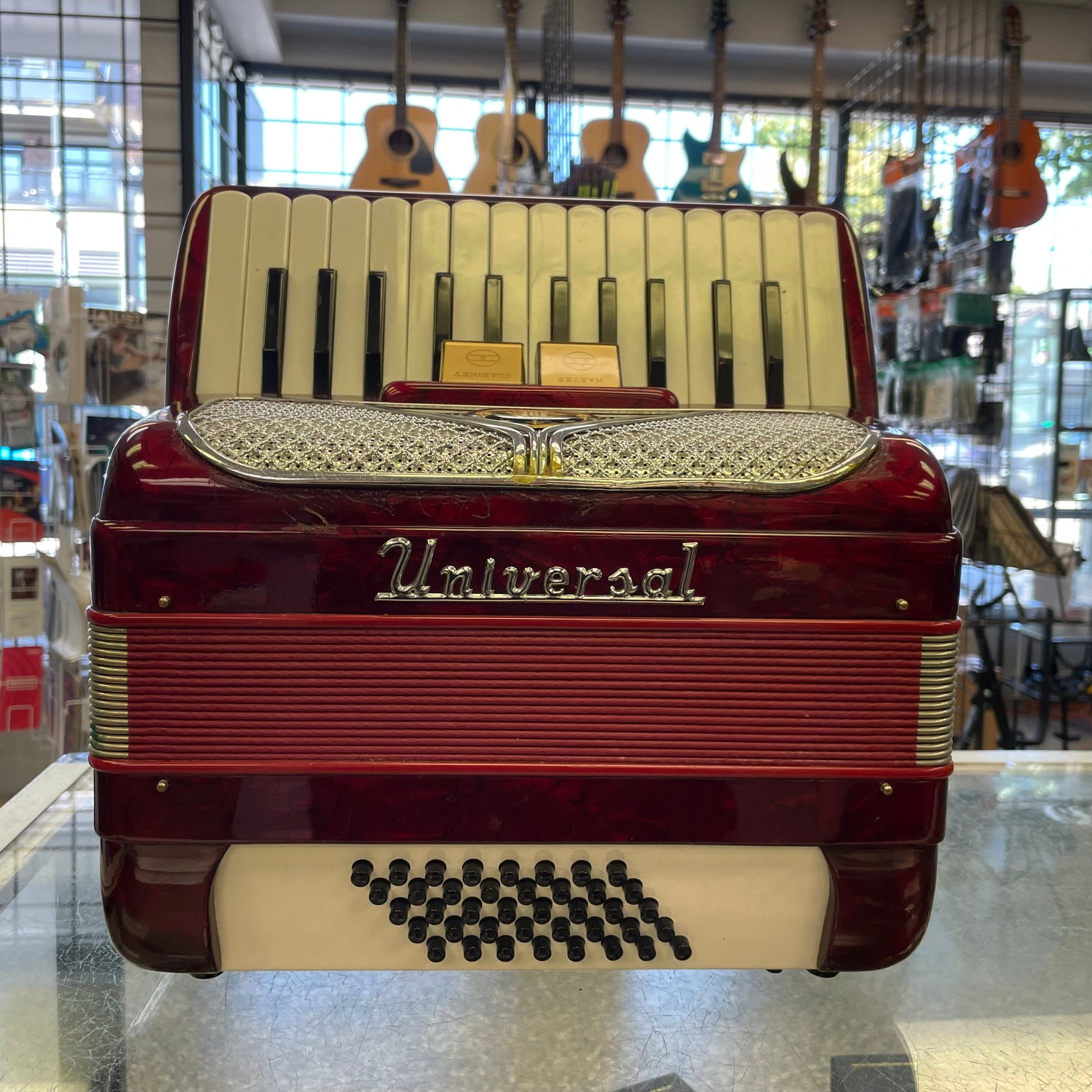 Pre-Owned/Vintage Instruments