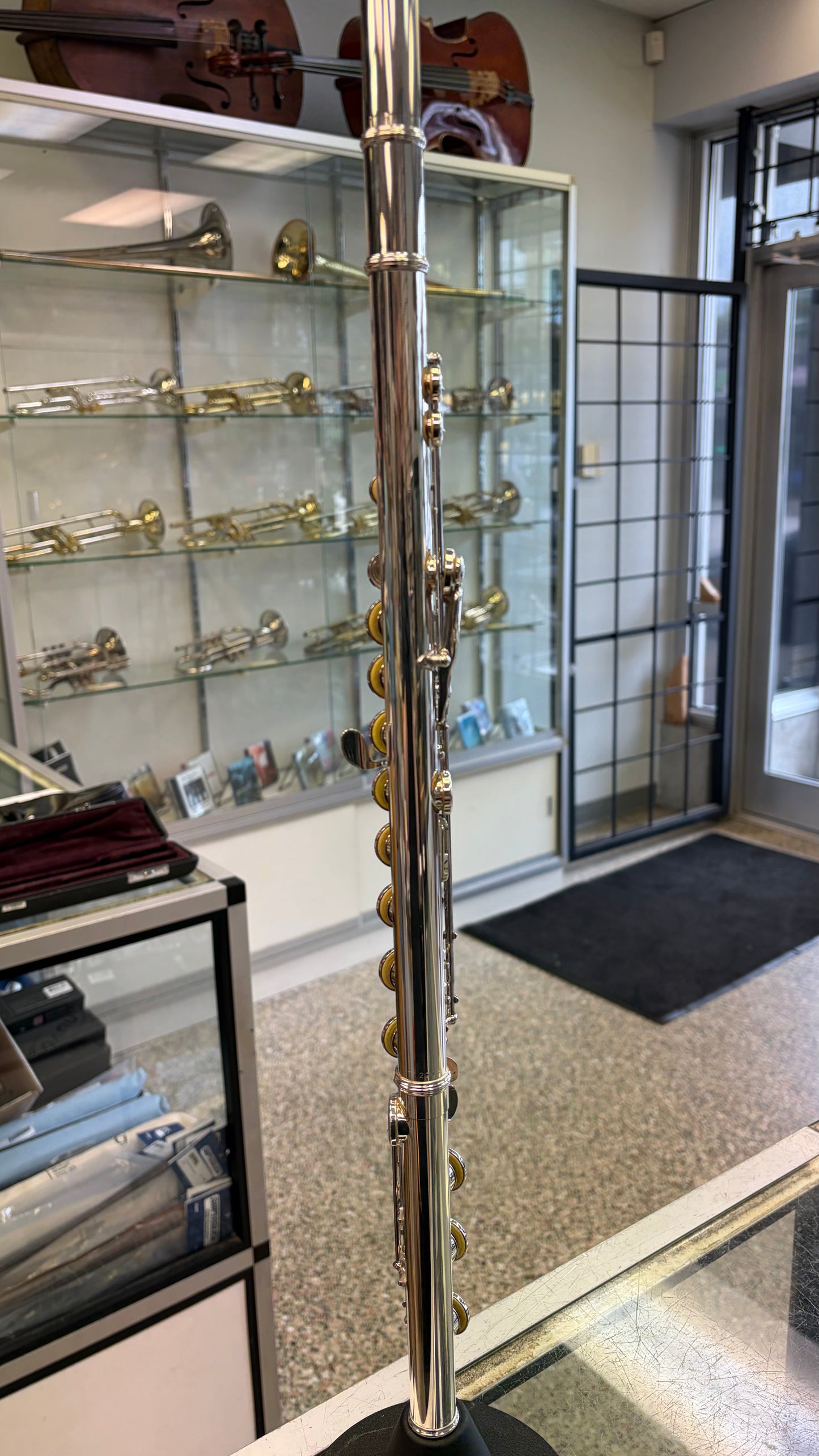 Pre-Owned Yamaha YFL-481 Flute
