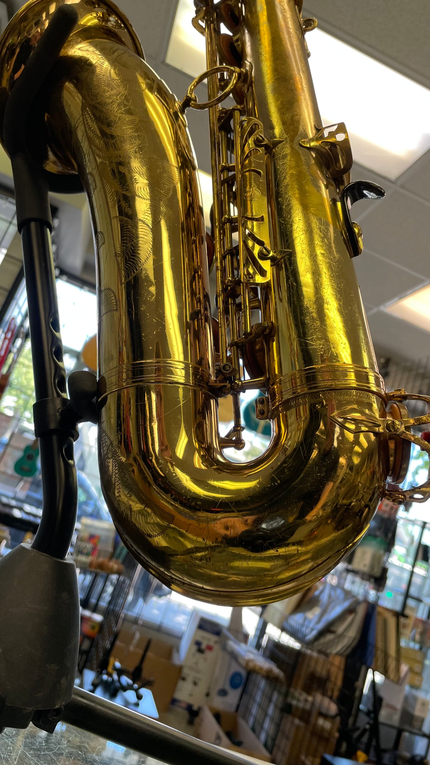 Pre-Owned Selmer Mark VI Tenor Saxophone - 1970
