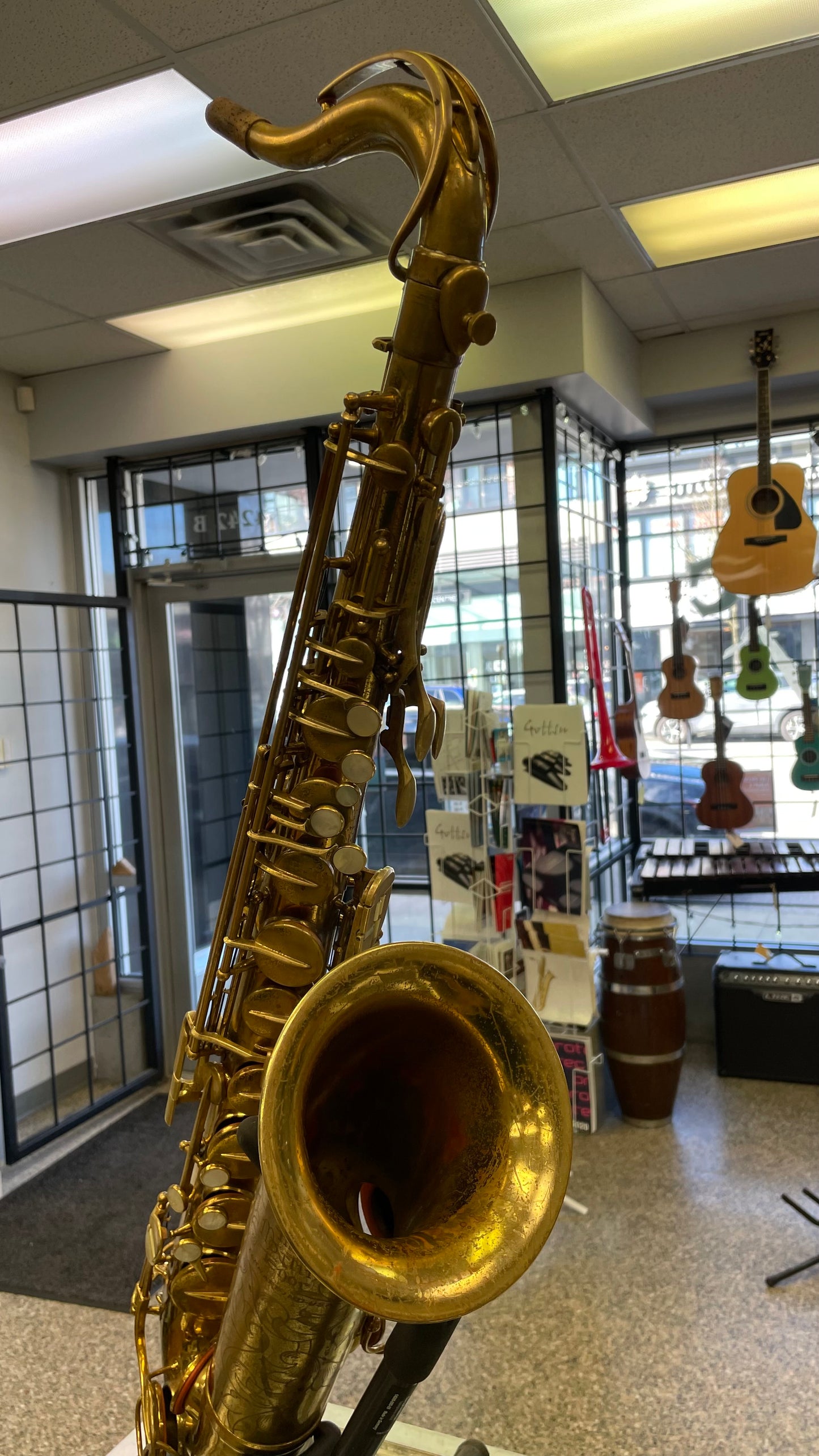 Pre-Owned Martin Committee III Tenor Saxophone