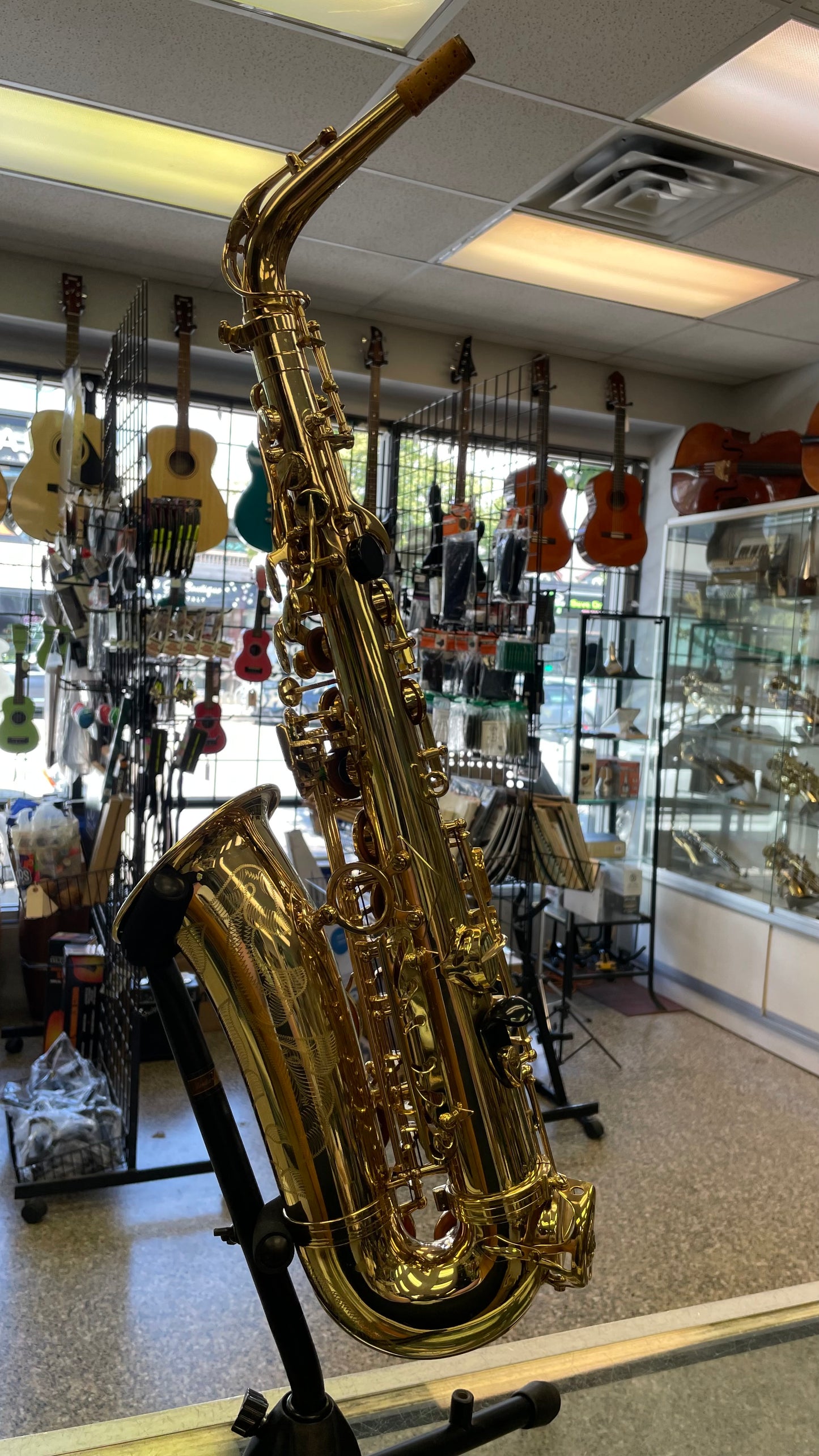 Pre-Owned Selmer Super Action 80 Series II Alto Saxophone