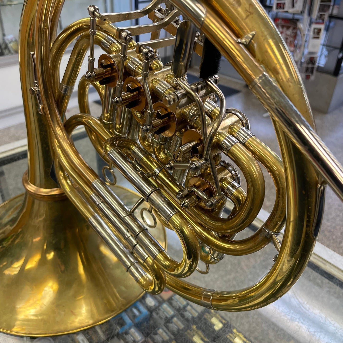 Pre-Owned Alexander 102 ST Compensating Double French Horn