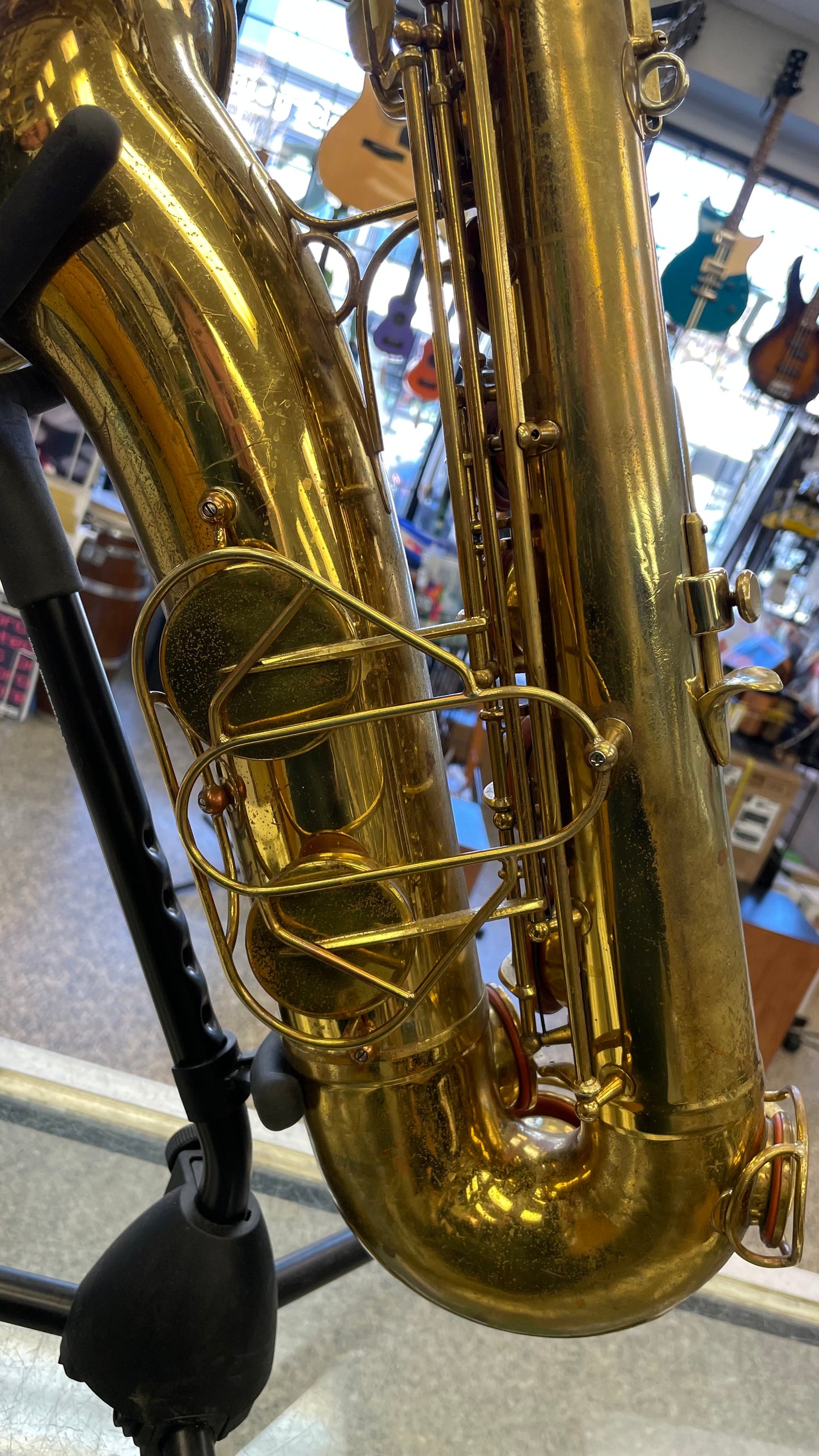 Pre-Owned Martin Committee III Tenor Saxophone