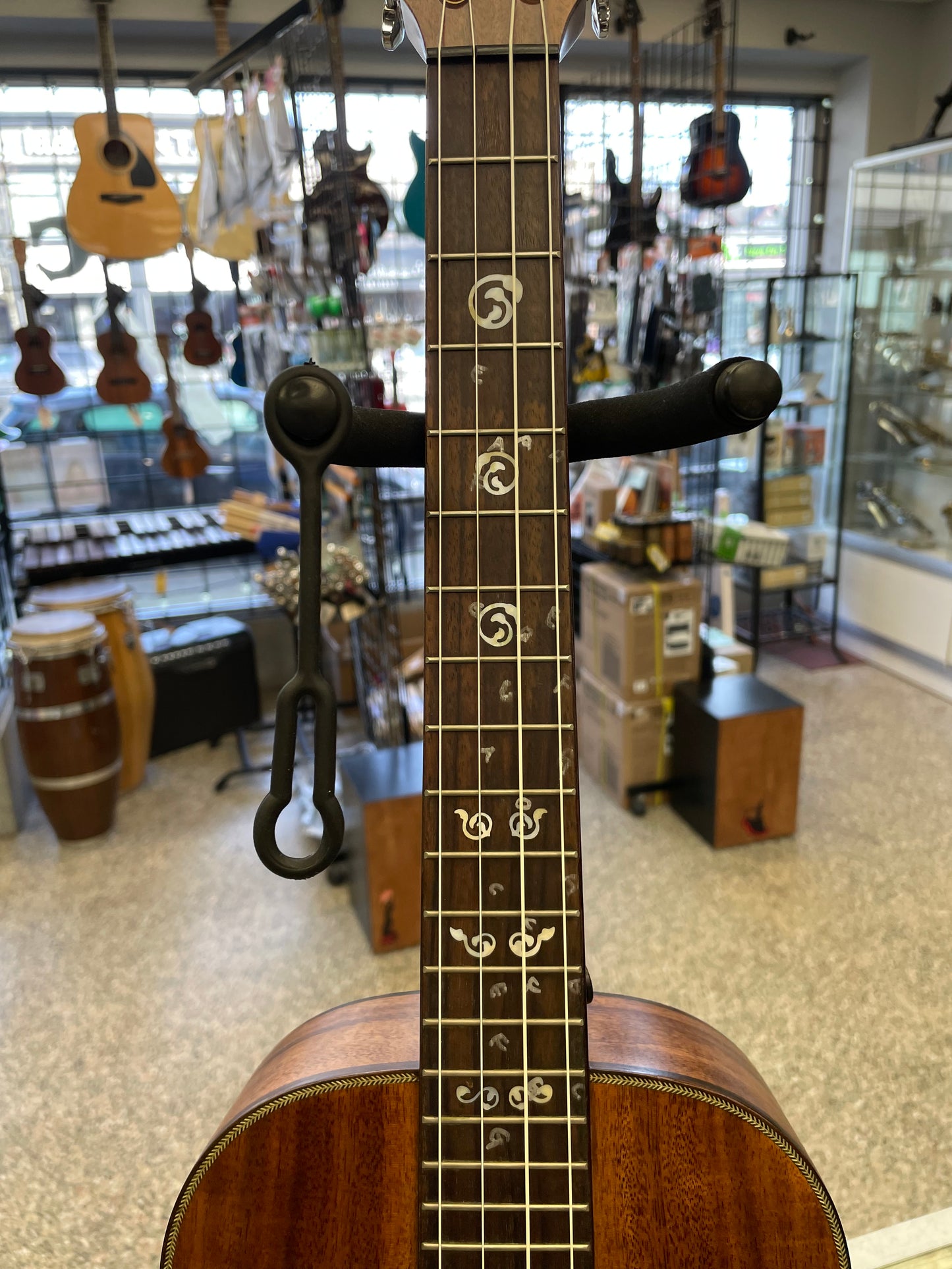 Pre-Owned Kala KA-ASAC-B Baritone Ukulele