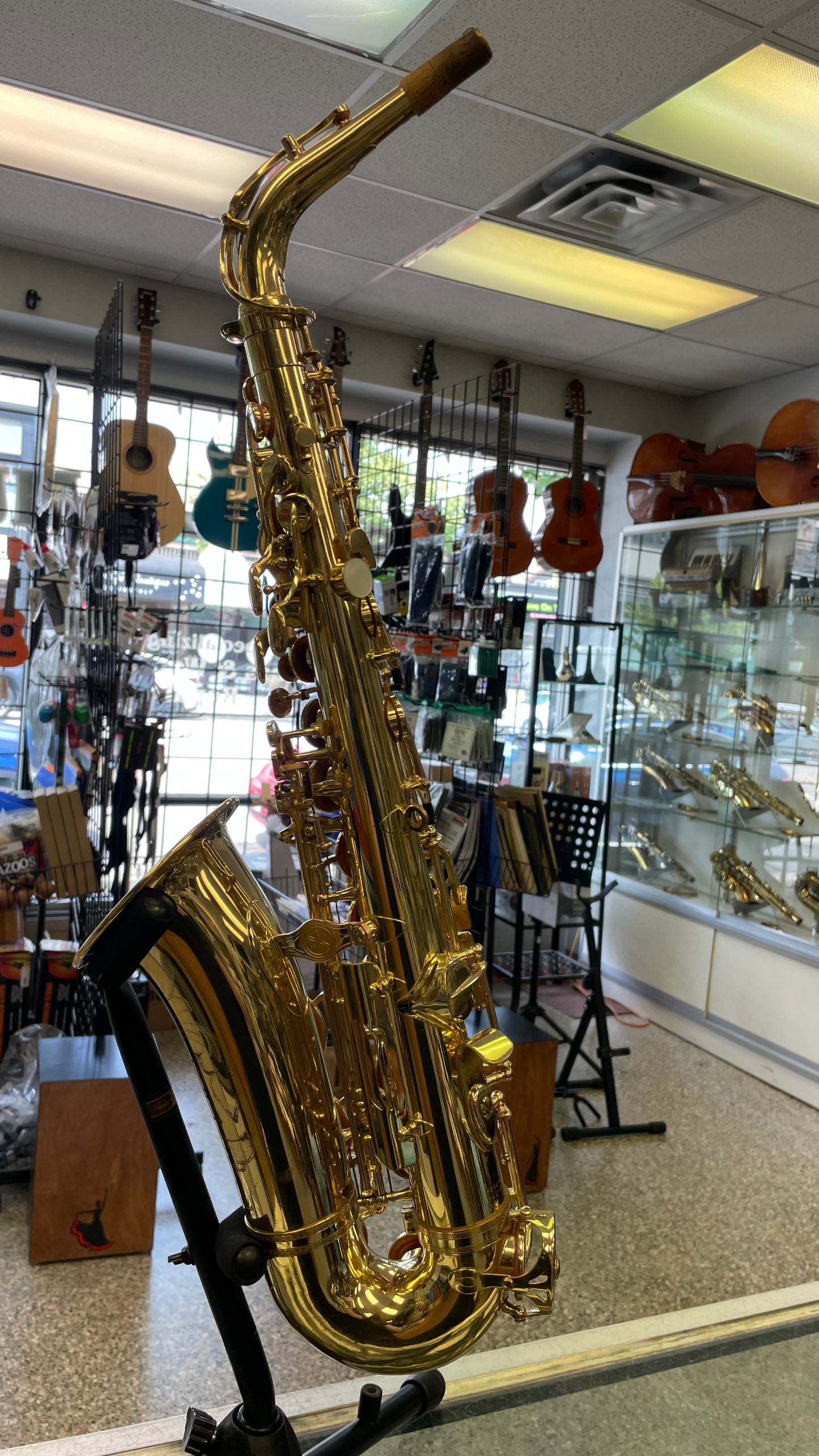 Pre-Owned Yamaha YAS-61 Alto Saxophone
