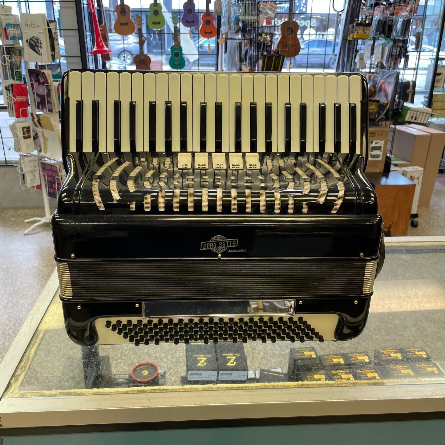 Pre-Owned Zero Sette Accordion
