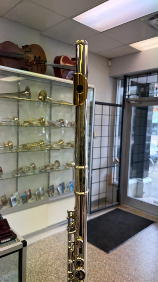 Pre-Owned Yamaha YFL-481 Flute