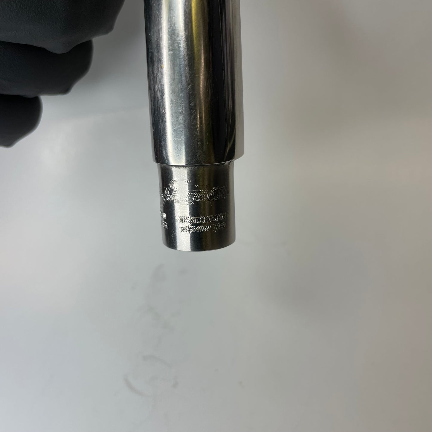 Pre-Owned Berg Larsen Duck Bill Alto Mouthpiece - 100/1 SMS