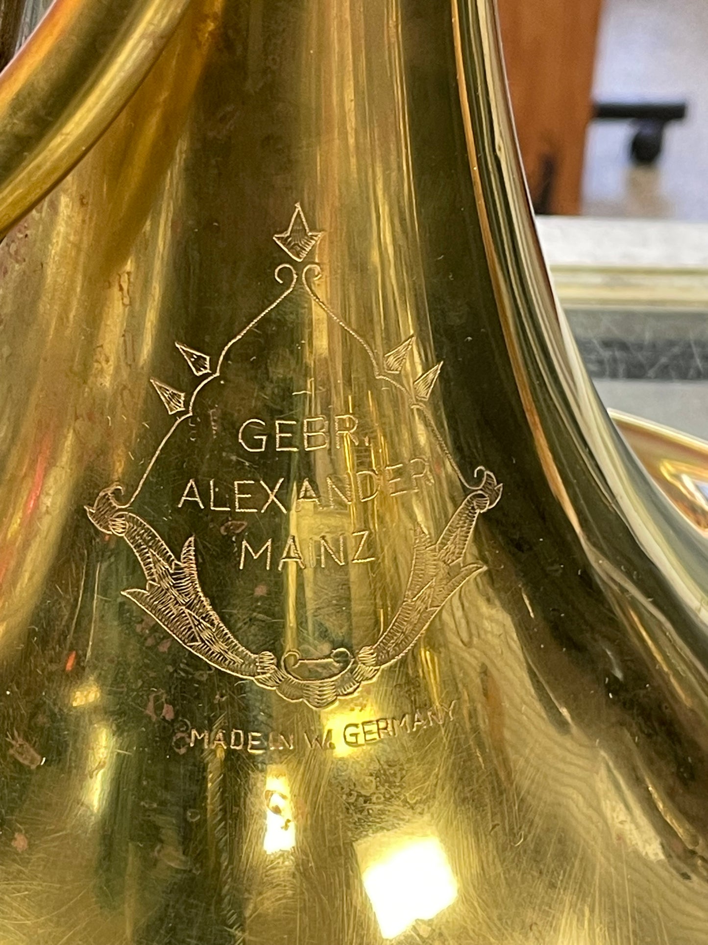 Pre-Owned Alexander 103 French Horn