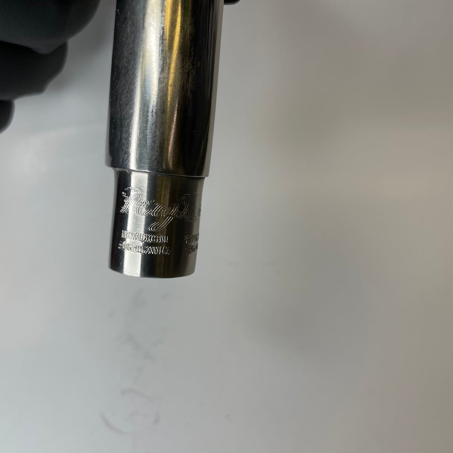 Pre-Owned Berg Larsen Duck Bill Alto Mouthpiece - 100/1 SMS