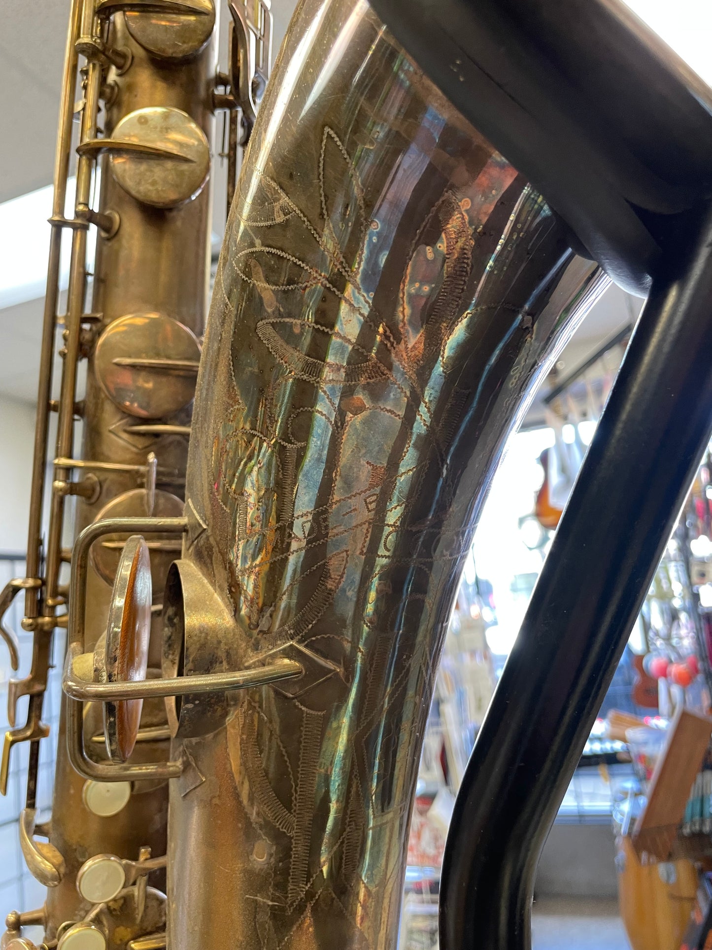 Pre-Owned Conn 12M Baritone Saxophone