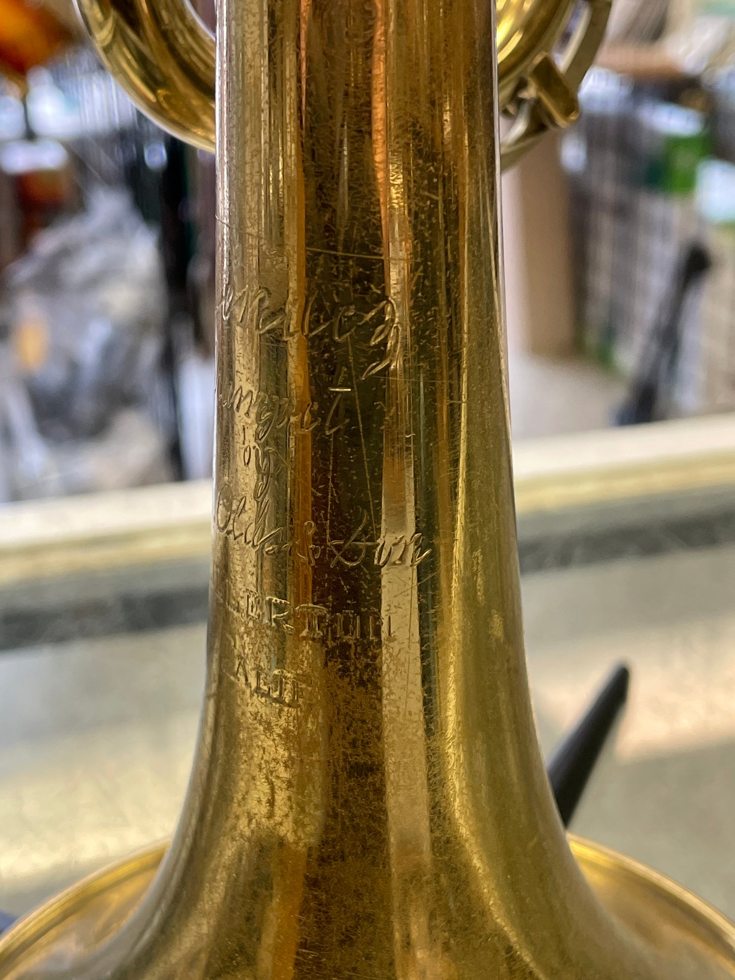 Pre-Owned Olds Mendez Trumpet