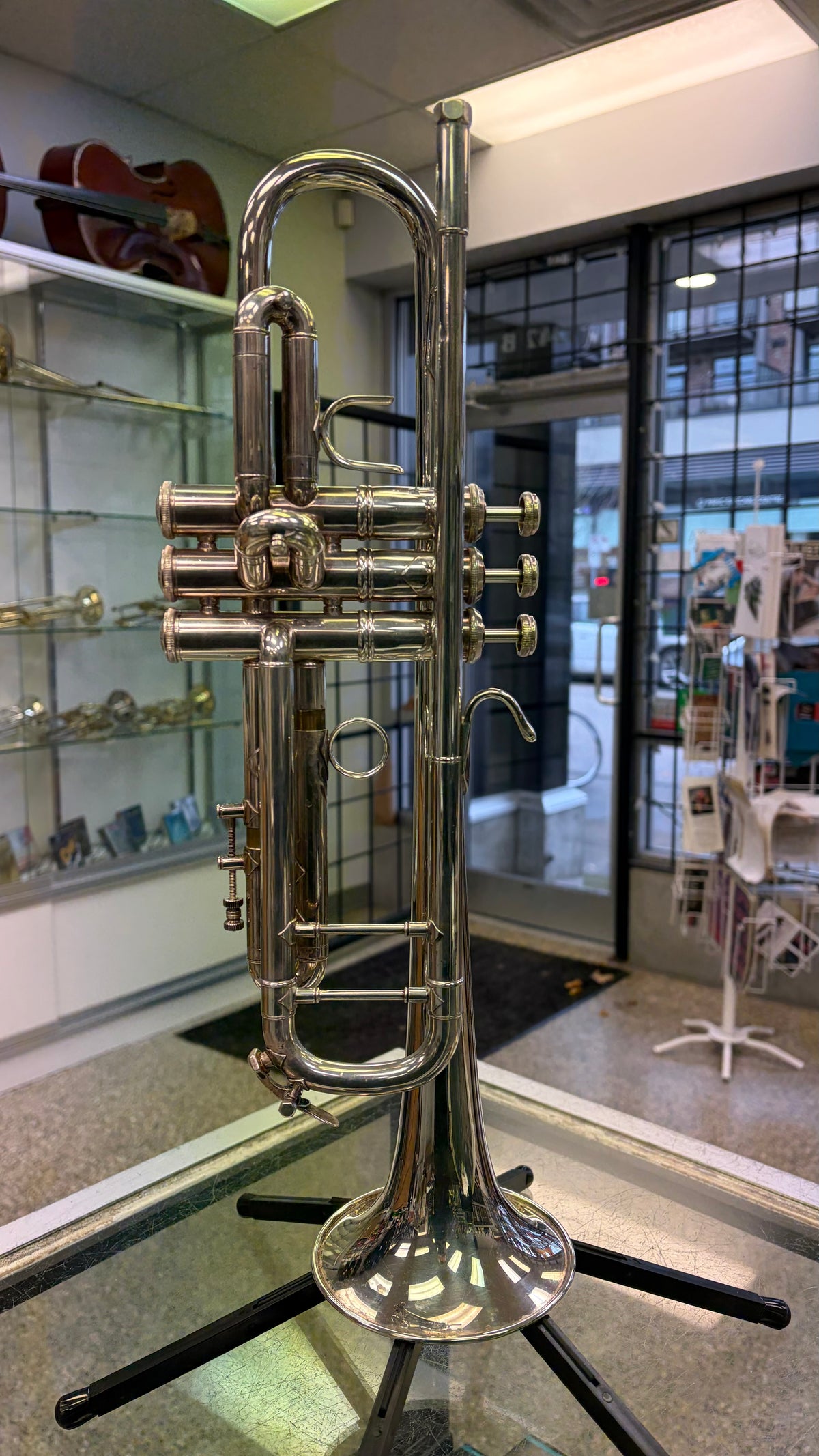 Pre-Owned Bach Stradivarius Trumpet - Silver-Plated 73 Bell